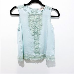 Sleeveless lace blouse